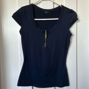 Studio F Fitted Top - Sz S